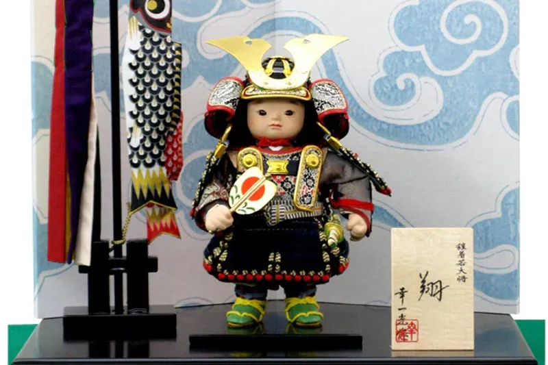 家族の絆の象徴でもある日本人形