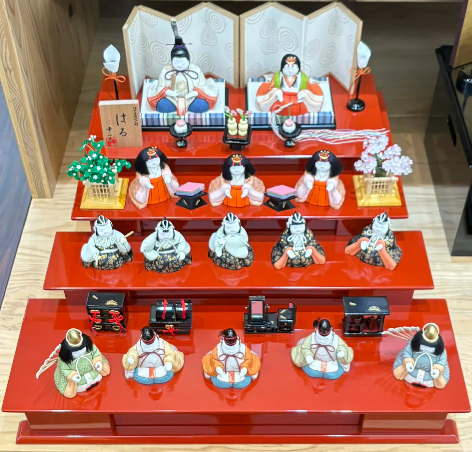 幸一光木目込み雛人形で桃の節句を上質に楽しむコンパクト飾りの魅力