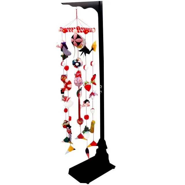 伝統を受け継ぐ雛のつるし飾りの魅力